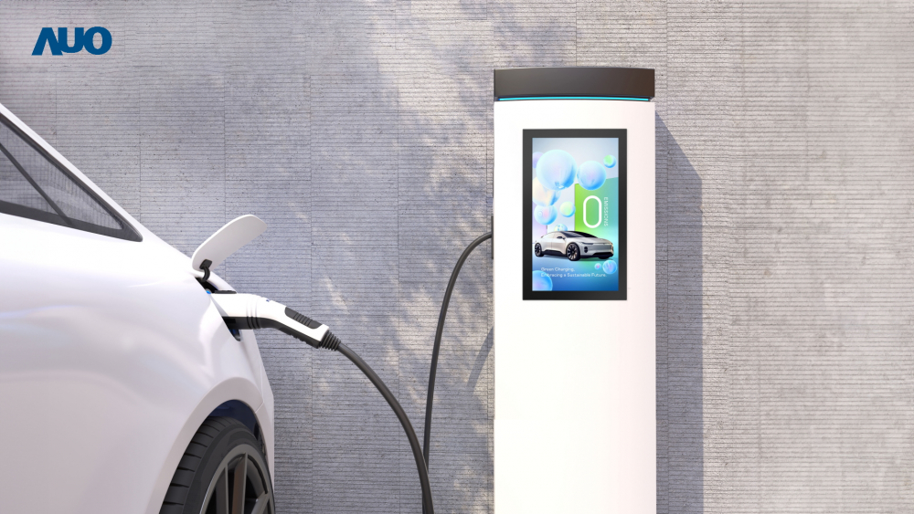 友達〝EVSE車用充電樁解決方案〞專為電動汽車充電樁設計，具有高亮度、克服戶外艱難環境的耐溫、耐紫外線等特性，並搭載散熱性及擴充性強的高效能工業電腦，可實現人機互動訴求，如資訊顯示、支付等應用